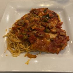 Pomodoros Cucina Italiana - Chicken cacciatore