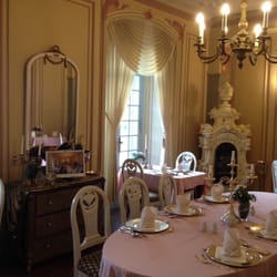 Hotel zum Schwan - Eines der Zimmer in dem gegessen wird.