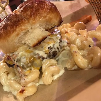 No Good Burger Joint - Mac The "Mac" Daddy Burger - Burgers Near Me - Baldwin, New York No Good Burger Joint - Mac The "Mac" Daddy Burger - Burgers Near Me - Baldwin, New York