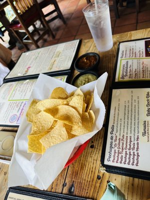 El Tiempo Cantina by null