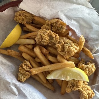 Pier 99 - Fried Oyster Platter - Seafood Near Me - Corpus Christi, Texas