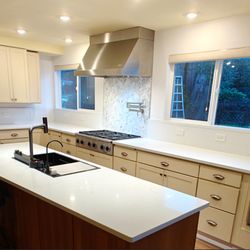 Good Works Contractors - Awesome Finished kitchen with clean look, new multifunctional sink, pot filler, backsplash for Port Orchard kitchen remodel