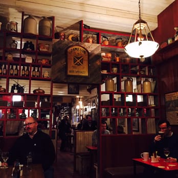 Mary's Bar - The lounge - Pubs Near Me - Dublin, D