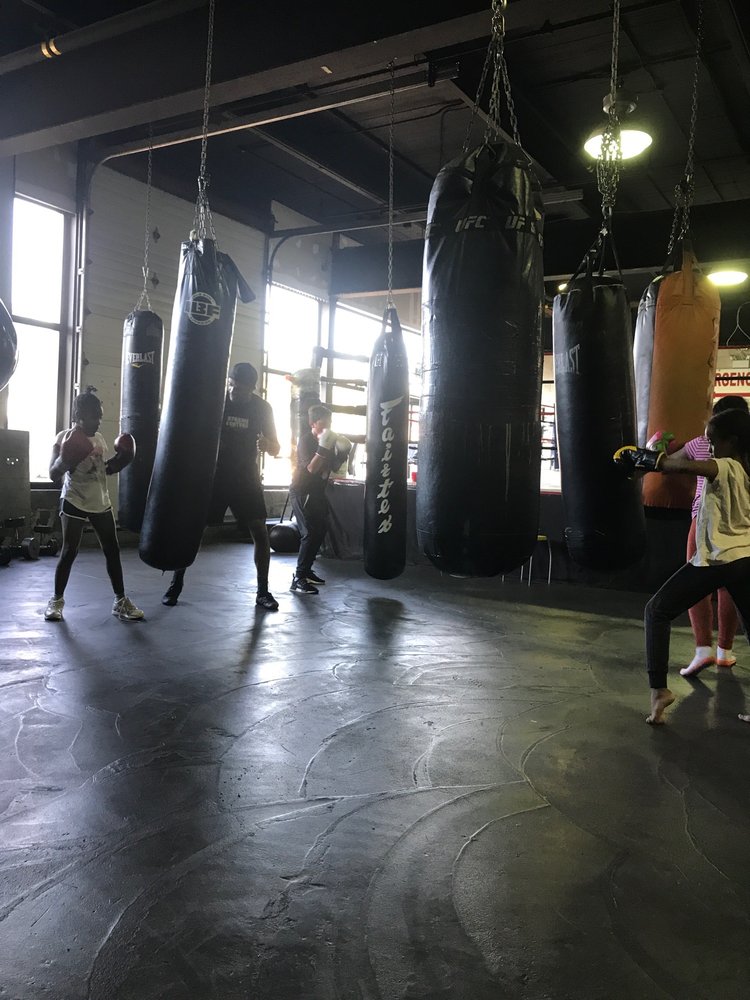 XTREME COUTURE 23 Reviews 700 Kipling Avenue Etobicoke, Toronto