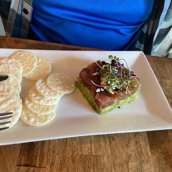Table 104 - YELLOW FIN TUNA TARTARE with avocado - Italian Near Me - Stamford, Connecticut