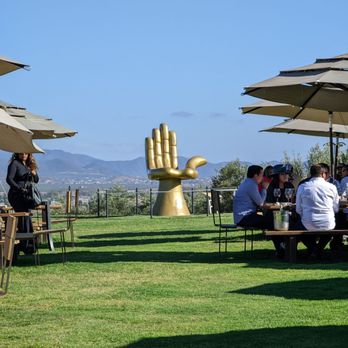 Decantos Vinícola - Wineries Near Me - Valle de Guadalupe, BCN