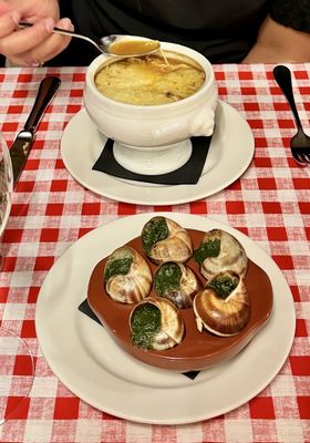 Chez Fernand Christine by null