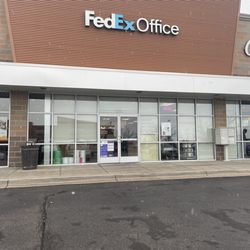 FedEx Office Print & Ship Center - Useless staff.