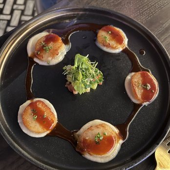 Hell's Kitchen - Scallops - Cocktail Bars Near Me - Funner, California