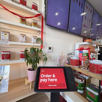ChaTraMue Original Thai Tea - Self-ordering Kiosk - Bubble Tea Near Me - Rosemead, California