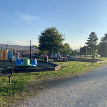 Don Harned Playgroud - Parks Near Me - Bardstown, Kentucky Don Harned Playgroud - Parks Near Me - Bardstown, Kentucky