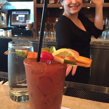 Glen Prairie - Great bar atmosphere at this place and super drinks! - Salad Near Me - Glen Ellyn, Illinois
