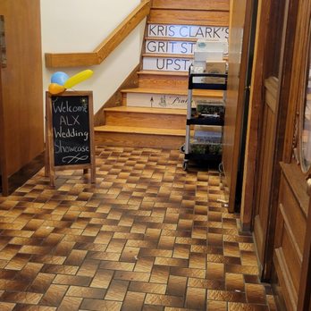Cafe Du Soleil - 6. We make our order and leave to use the restroom. Stairway up leads to bathrooms used by all tenants in the building. - Coffee & Tea Near Me - Alexandria, Virginia