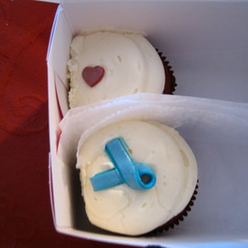 Georgetown Cupcake - red velvets got squished ;( - Cupcakes Near Me - Washington, DC, District of Columbia Georgetown Cupcake - red velvets got squished ;( - Cupcakes Near Me - Washington, DC, District of Columbia