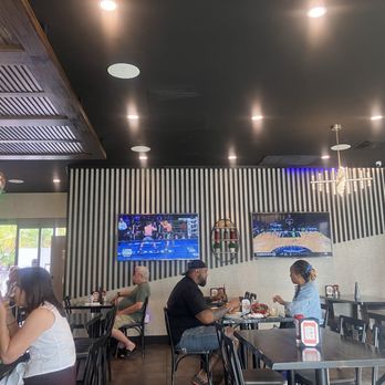 Da Burger Wing Hub & Bar - Inside - Burgers Near Me - Kapolei, Hawaii Da Burger Wing Hub & Bar - Inside - Burgers Near Me - Kapolei, Hawaii