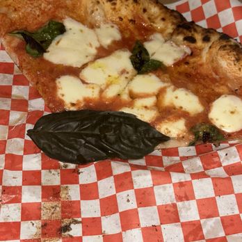 Zucchi Pizza - Margherita - Pizza Near Me - Honolulu, Hawaii