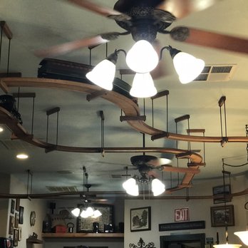 Exeter Whistle Stop - American Near Me - Exeter, California