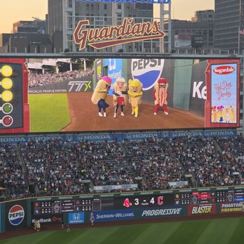 Progressive Field - Stadiums & Arenas Near Me - Cleveland, Ohio