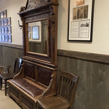 Mugsy's Grubhouse - Hallway - Steakhouses Near Me - Yale, Oklahoma Mugsy's Grubhouse - Hallway - Steakhouses Near Me - Yale, Oklahoma