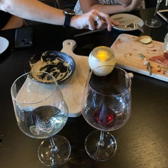 knifebird - Empty wine glasses (drank too quickly bc so good!) check out their wine flights!! (3 house wines in a flight for happy hour) - Wine Bars Near Me - Memphis, Tennessee
