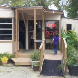 Golden Hands Hair Studio