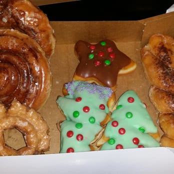 Donut Palace - Donuts Near Me - New Braunfels, Texas