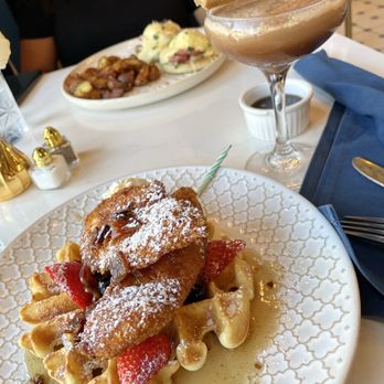 The Bloom Lounge - Breakfast & Brunch Near Me - Plano, Texas