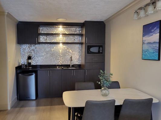 Oceanfront Suites at Cowichan Bay by null