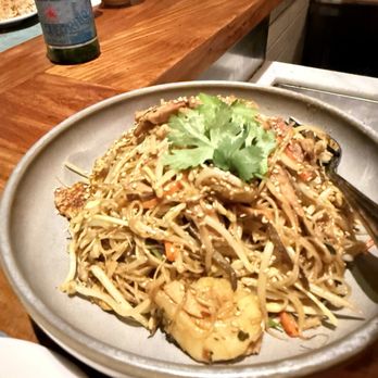 Mr Wong - Singapore noodles - Cantonese Near Me - Sydney, NSW Mr Wong - Singapore noodles - Cantonese Near Me - Sydney, NSW