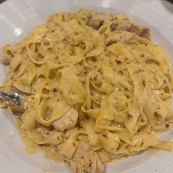 Ray's Italian Bistro - Chicken fettuccine Alfredo - Italian Near Me - Odessa, Texas