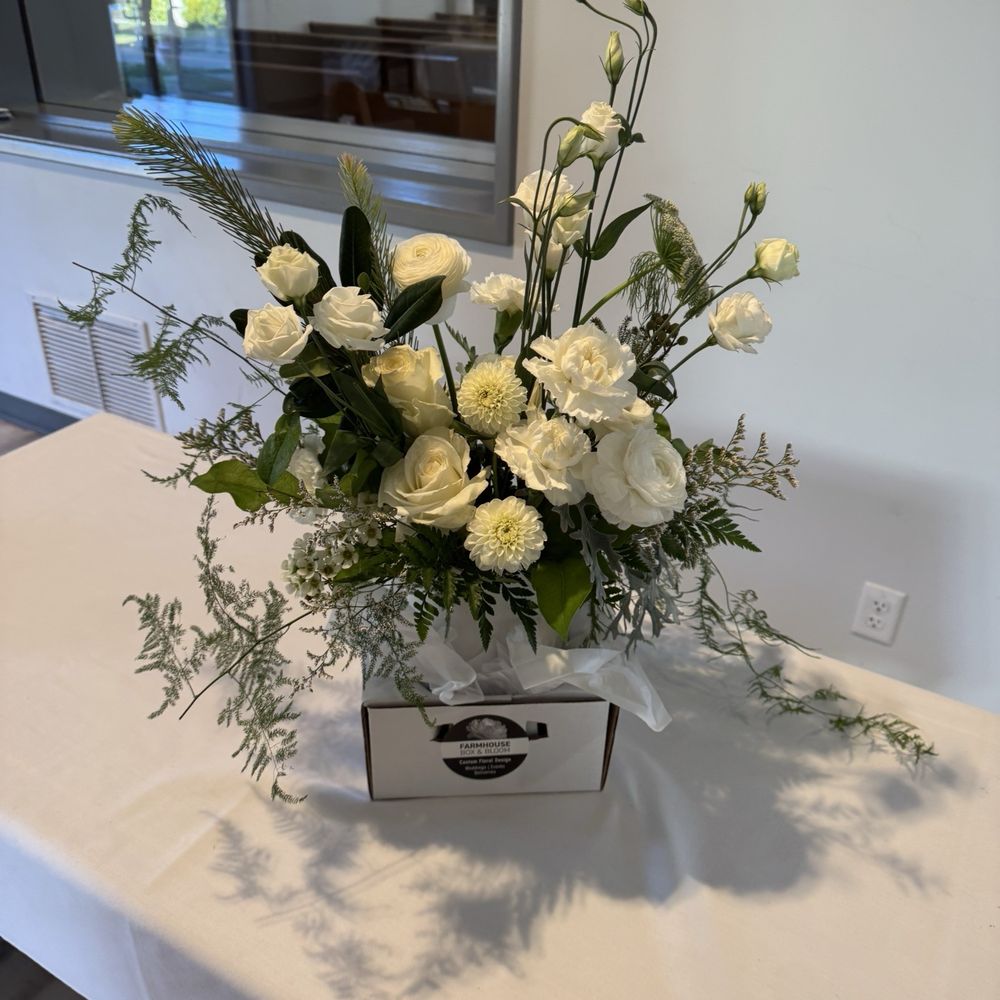 Farmhouse Box and Bloom - Florists Near Me Farmhouse Box and Bloom - Florists Near Me