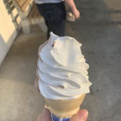 Petrucci's Ice Cream & Water Ice