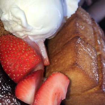 Spot Dessert Bar - Golden Toast - Desserts Near Me - Flushing, New York Spot Dessert Bar - Golden Toast - Desserts Near Me - Flushing, New York