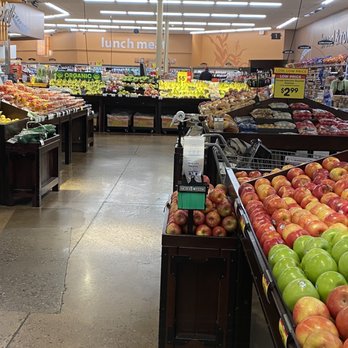 Fry's Food Stores - Glendale - Wide aisles for easy social distancing during Covid-19. - Drugstores Near Me - Glendale, Arizona Fry's Food Stores - Glendale - Wide aisles for easy social distancing during Covid-19. - Drugstores Near Me - Glendale, Arizona