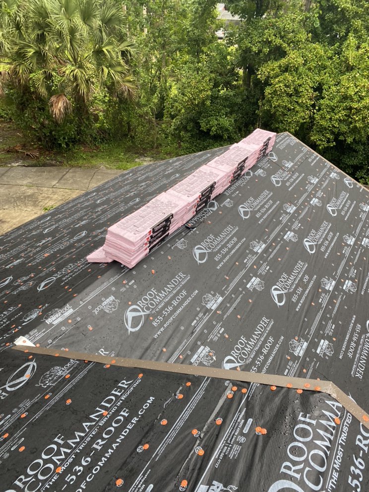 Slide of New Horizons Roofing