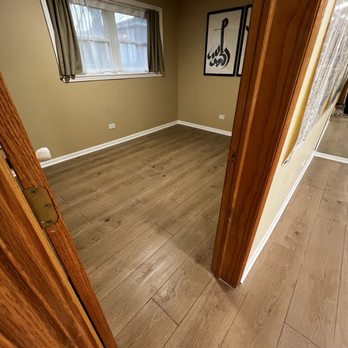 HG Home Remodeling - Flooring tiles on the bedroom - Handyman Near Me - Roselle, Illinois HG Home Remodeling - Flooring tiles on the bedroom - Handyman Near Me - Roselle, Illinois