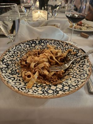 Avanti Restaurant by null