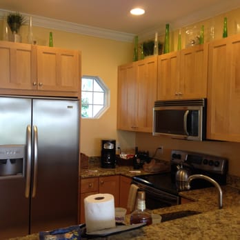 Tranquility Bay Beachfront Resort - Kitchen - Resorts Near Me - Marathon, Florida Tranquility Bay Beachfront Resort - Kitchen - Resorts Near Me - Marathon, Florida