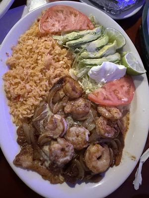 Mar & Tierra Mexican Grill and Mariscos by null