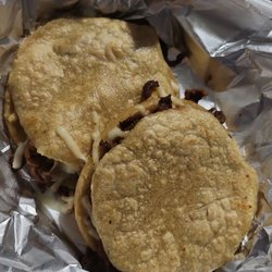 El Chaparro Mexican Food - Steak gordita beans and cheese