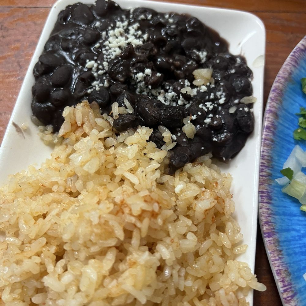 El Azul Taqueria - Arroz con Frijoles - Tacos Near Me - Honolulu, Hawaii