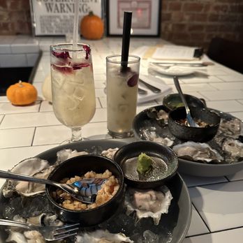 Sesamo - Oysters - Italian Near Me - New York, New York