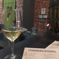 Farmers Union Pour House