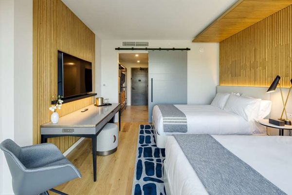 Canopy by Hilton Portland Waterfront by null