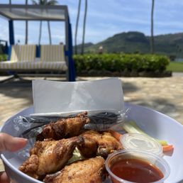 Chicken Wings w/ Sauce on the Side