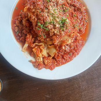 Spaghetti Warehouse - 15 layer lasagna - Italian Near Me - Columbus, Ohio Spaghetti Warehouse - 15 layer lasagna - Italian Near Me - Columbus, Ohio