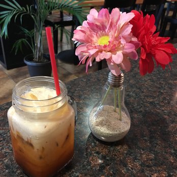 Suthathip Thai Restaurant - Thai Iced Tea - Thai Near Me - Anaheim, California