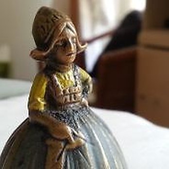 Nancy Jo Campbell, LMT - "Belle" lets me know when you are ready. - Massage Therapy Near Me - Hilo, Hawaii Nancy Jo Campbell, LMT - "Belle" lets me know when you are ready. - Massage Therapy Near Me - Hilo, Hawaii
