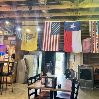 Jail House Bar & Grill - Bars Near Me - Rocksprings, Texas