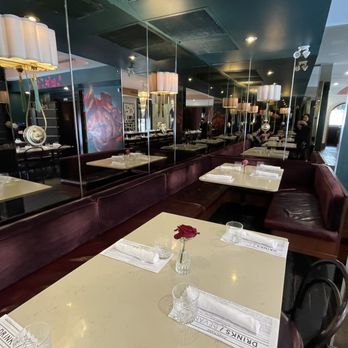 Piano Piano - Interior design - Italian Near Me - Toronto, Ontario Piano Piano - Interior design - Italian Near Me - Toronto, Ontario